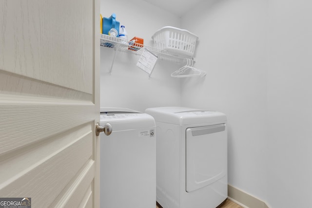 14 Hammock Ridge Dr, Newnan, GA 30265 - laundry area featuring washing machine and dryer