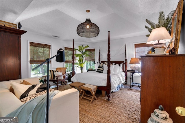 4385 Pinehollow Ct, Alpharetta, GA 30022 - bedroom with a textured ceiling