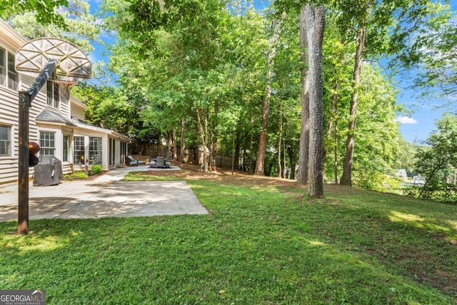 4961 Thornwood Trce NW, Acworth, GA 30102 - view of yard featuring a patio area