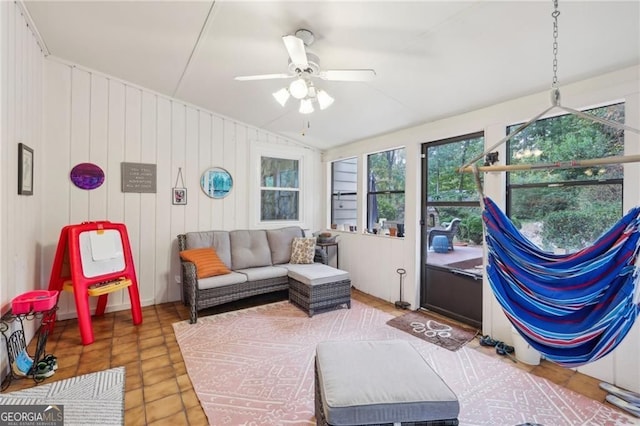 2653 Partridge Trl, Duluth, GA 30097 - living area with a ceiling fan and vaulted ceiling