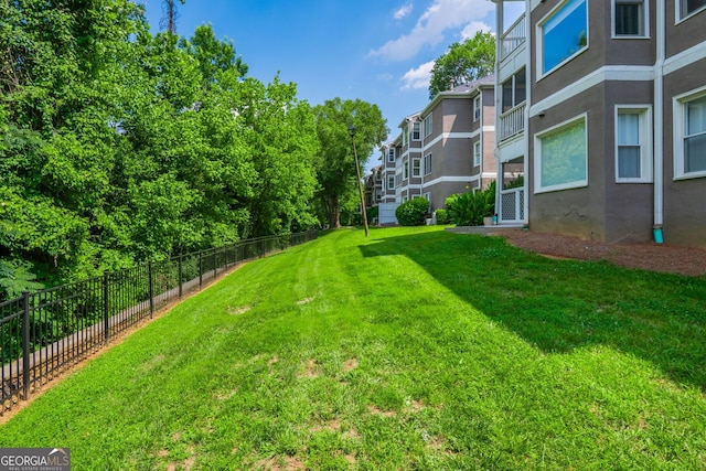 9 Saint Claire Ln NE, Atlanta, GA 30324 - view of yard