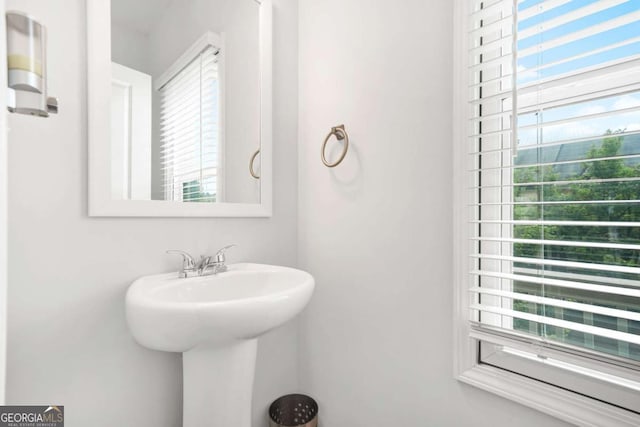 3641 Princeton Ave, Atlanta, GA 30337 - bathroom with a sink