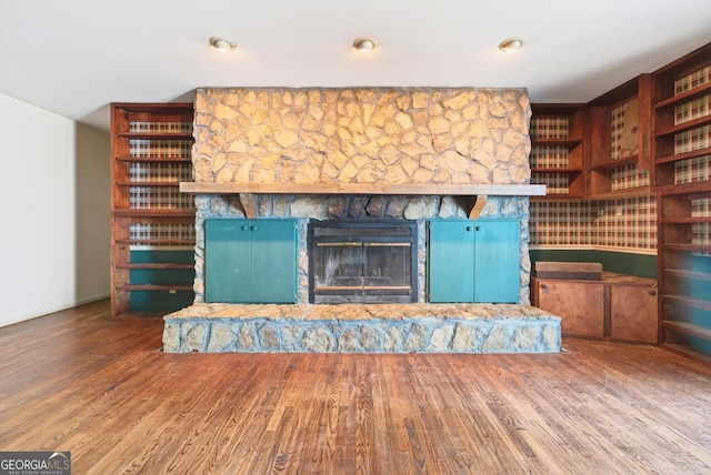 290 Bear Cave Trl, Lakemont, GA 30552 - living area featuring a fireplace and wood finished floors