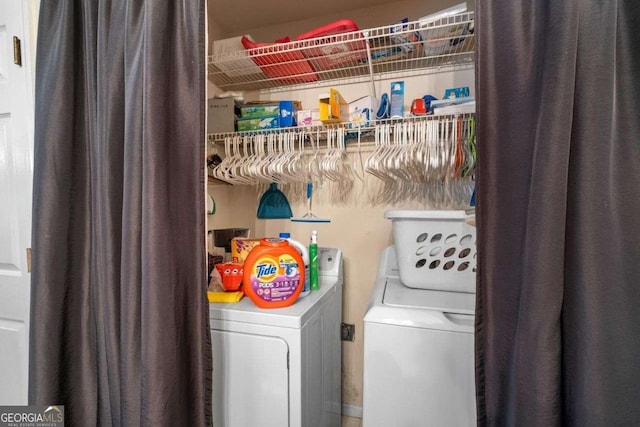 2030 Buford Dam Rd, Buford, GA 30518 - laundry area featuring washing machine and dryer