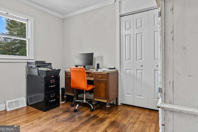 195 Sylvan Rd, Athens, GA 30606 - office space with hardwood / wood-style flooring and ornamental molding