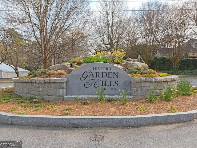 55 Delmont Dr NE Unit C3, Atlanta, GA 30305 - view of community sign