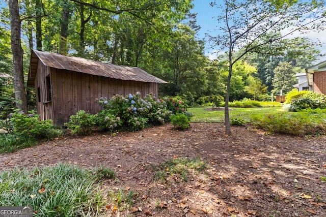 2628 Tanglewood Rd, Decatur, GA 30033 - view of yard featuring an outbuilding