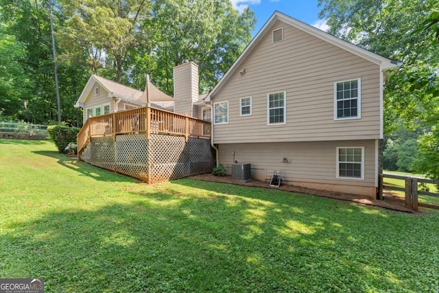 15 Miners Pt SE, Acworth, GA 30102 - rear view of house with a deck