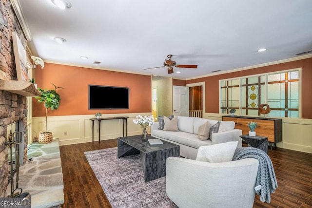 1690 Trotters Ln, Stone Mountain, GA 30087 - living room featuring wainscoting, wood finished floors, ornamental molding, a ceiling fan, and recessed lighting