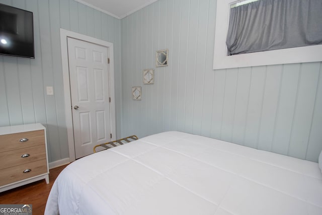 2200 3rd Ave, Opelika, AL 36801 - bedroom featuring crown molding and dark wood finished floors