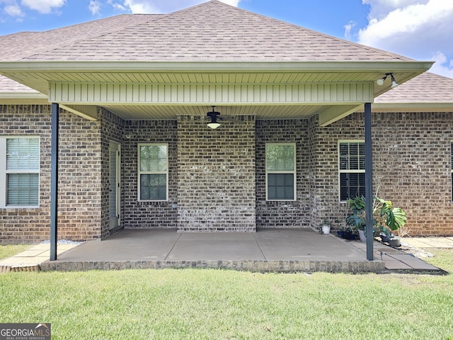 303 Norfolk Cir, Warner Robins, GA 31088 - view of patio featuring ceiling fan