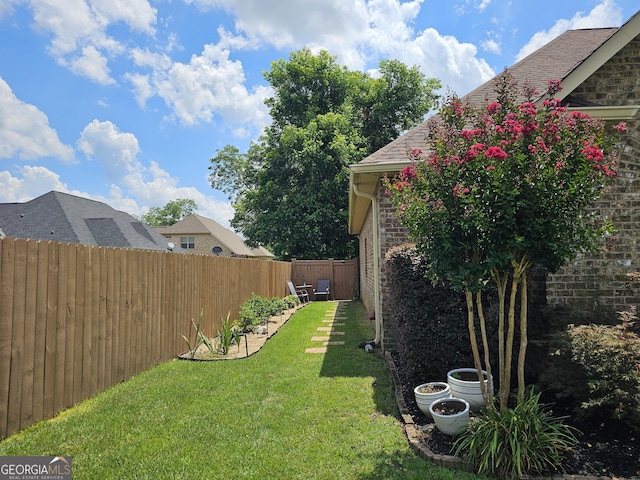 303 Norfolk Cir, Warner Robins, GA 31088 - view of fenced yard
