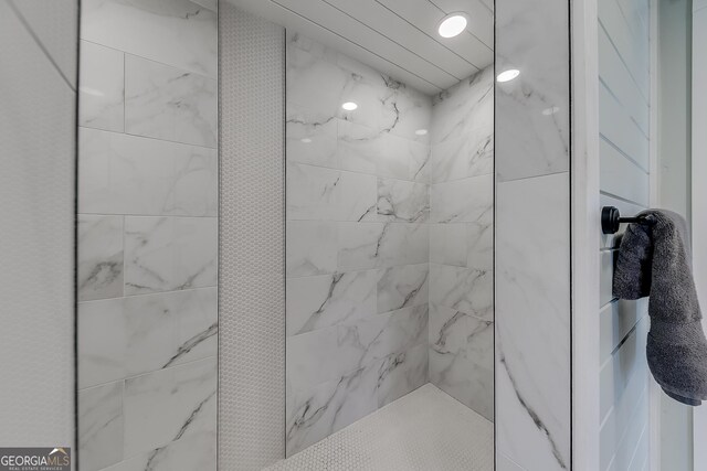 281 Jones Rd, Jefferson, GA 30549 - full bathroom with tiled shower