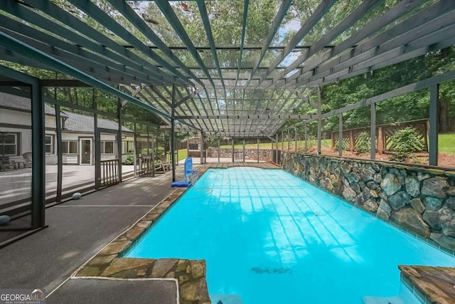 9805 Buice Rd, Alpharetta, GA 30022 - view of pool featuring a fenced backyard