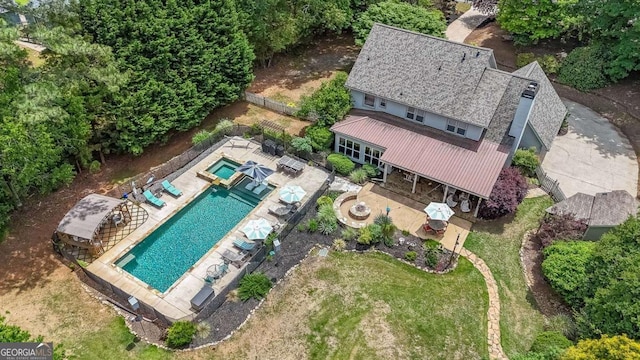 9805 Buice Rd, Alpharetta, GA 30022 - view from above of property featuring a pool area