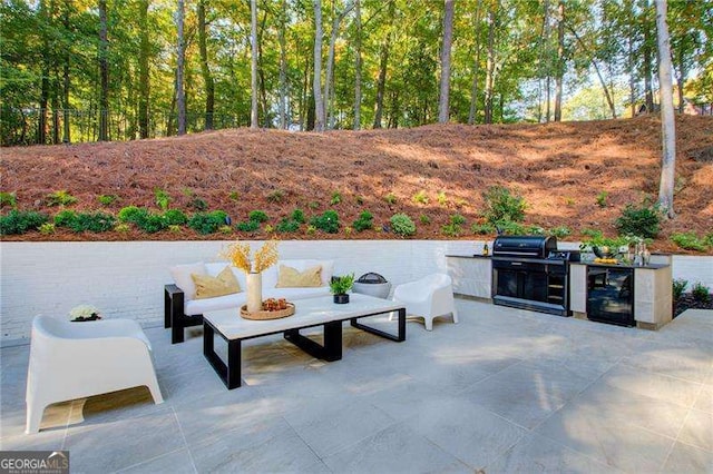 6090 River Chase Cir, Atlanta, GA 30328 - view of patio featuring an outdoor kitchen and outdoor lounge area