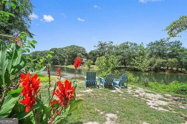 6090 River Chase Cir, Atlanta, GA 30328 - view of yard with a water view