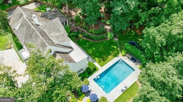 510 Heards Ferry Rd, Atlanta, GA 30328 - view from above of property featuring a pool area
