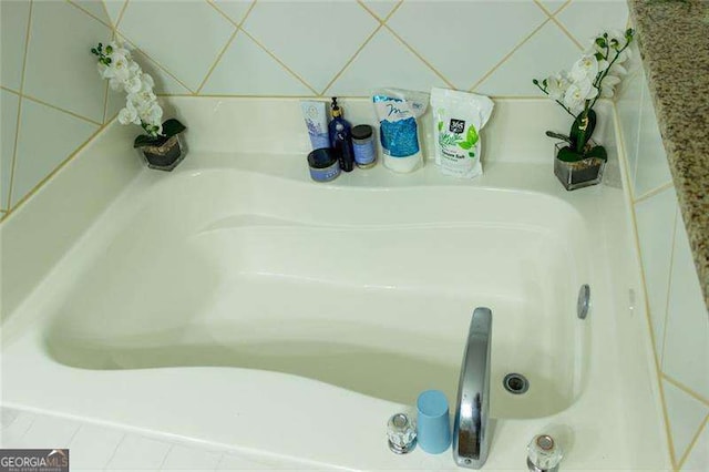 5590 Stonewood Ct, Norcross, GA 30093 - bathroom view of a bath