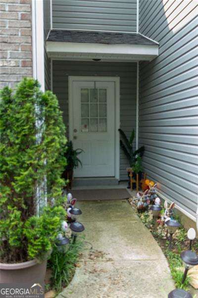 5590 Stonewood Ct, Norcross, GA 30093 - entrance to property