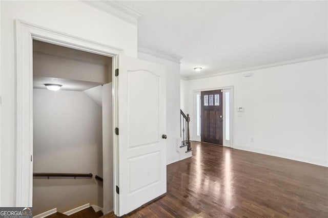 2108 Main St NW, Atlanta, GA 30318 - foyer entrance featuring dark wood finished floors and ornamental molding