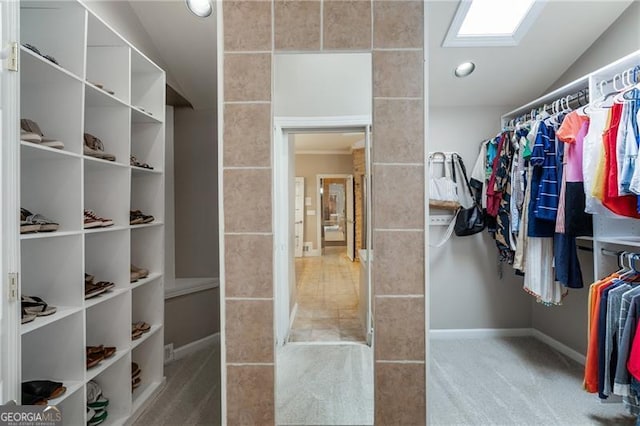 13520 Providence Lk, Alpharetta, GA 30004 - walk in closet featuring lofted ceiling and carpet