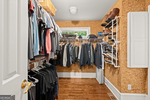9125 Patrick Pl, Winston, GA 30187 - walk in closet featuring wood finished floors