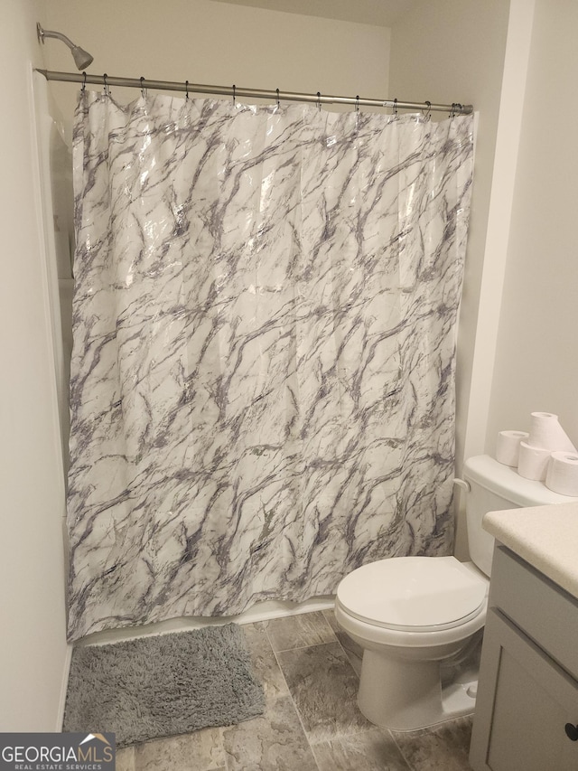 160 Grafton St, Hampton, GA 30228 - full bath with vanity and curtained shower