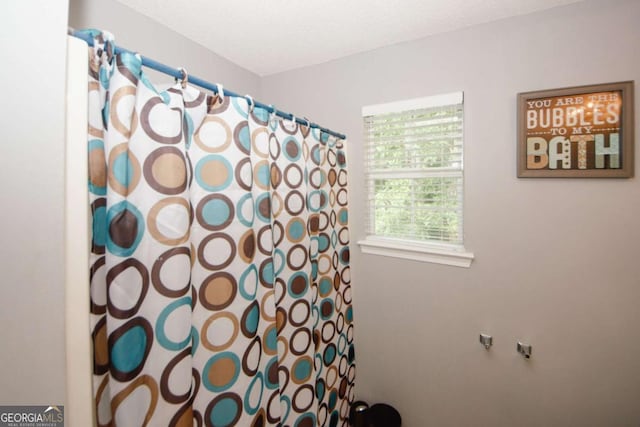 1964 Cutters Mill Way, Lithonia, GA 30058 - bathroom with a shower with curtain