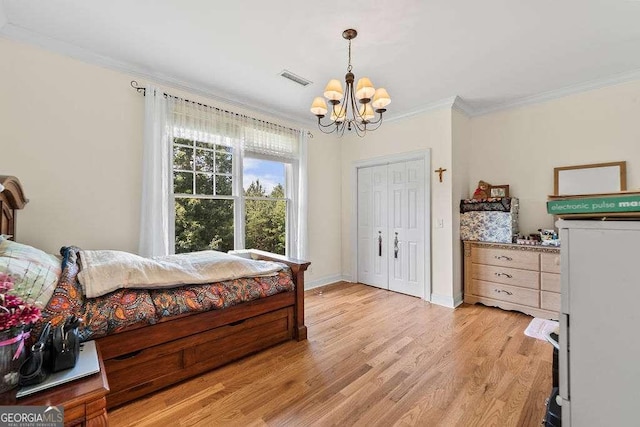 262 Pinnacle Pointe Dr, Rocky Face, GA 30740 - bedroom with crown molding, a chandelier, and light wood finished floors