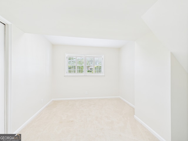 4630 Glenwood Dr, Macon, GA 31210 - unfurnished room featuring light colored carpet