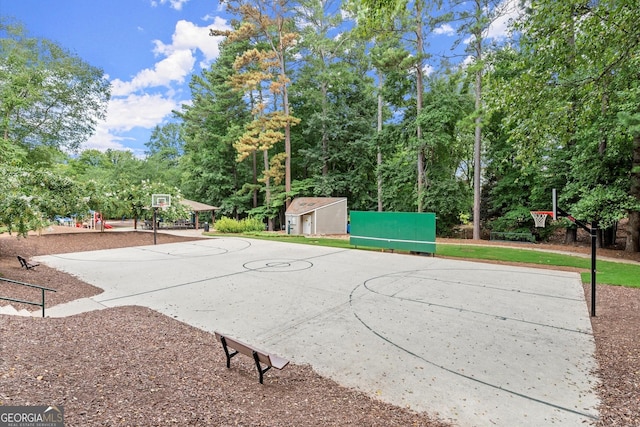 1065 Beacon Hill Xing, Alpharetta, GA 30005 - view of sport court with community basketball court and a storage shed