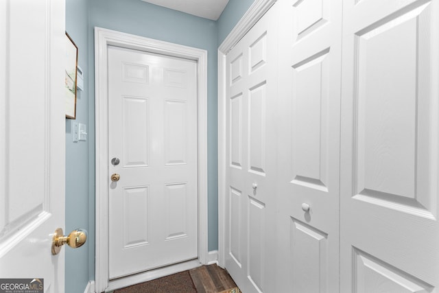 12550 Hutcheson Ferry Rd, Palmetto, GA 30268 - entryway with dark wood-type flooring