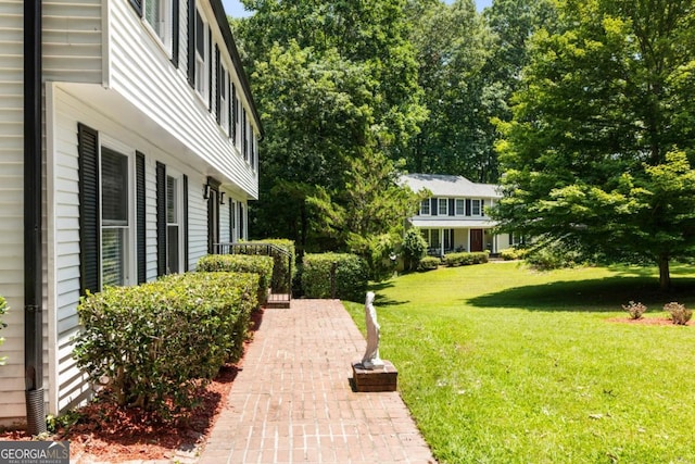 321 Crabtree Ct, Marietta, GA 30068 - view of grassy yard