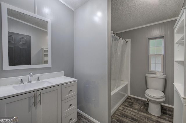 1525 Bailey Rd, Aragon, GA 30104 - full bathroom featuring a textured ceiling, wood finished floors, vanity, crown molding, and shower / tub combo