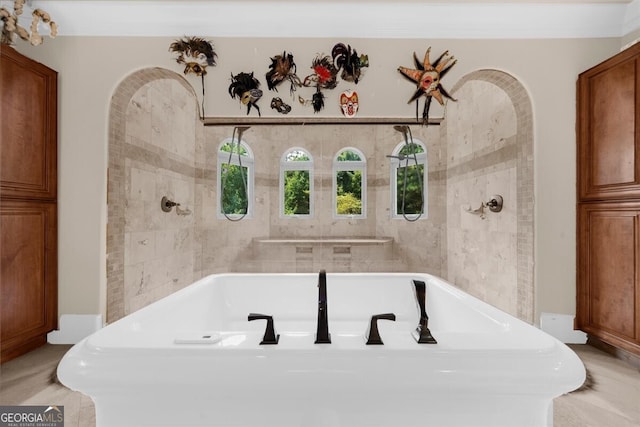 932 Shadowford Fls, Lithonia, GA 30058 - full bathroom featuring a tub