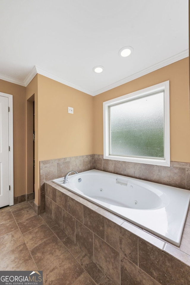 2670 Trotters Pointe Dr, Snellville, GA 30039 - full bath featuring a whirlpool tub and ornamental molding