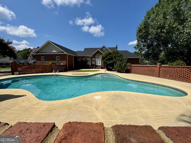 550 Masters Cir, Dublin, GA 31021 - view of swimming pool with a patio