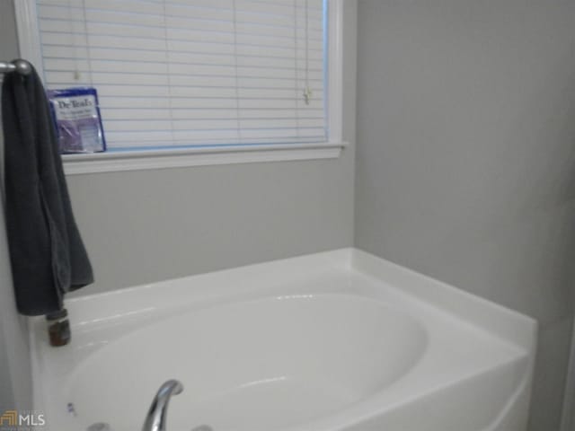 3607 Wood Point Way, Gainesville, GA 30507 - full bathroom featuring a garden tub