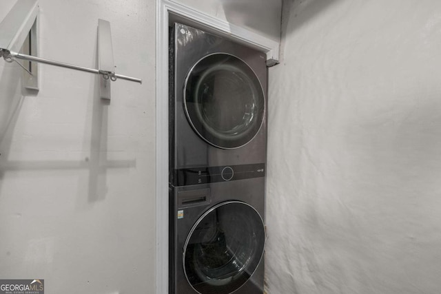 3076 Harris Mill Ct, Duluth, GA 30096 - laundry room with estacked washer and dryer