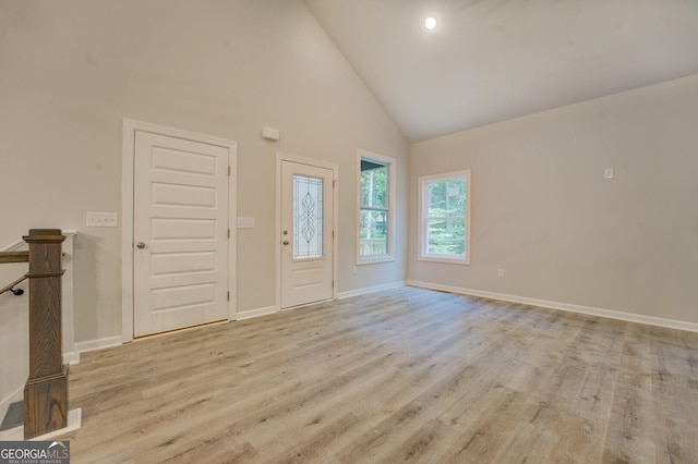 48 Bluejay Ct, Monticello, GA 31064 - entrance foyer with high vaulted ceiling and wood finished floors