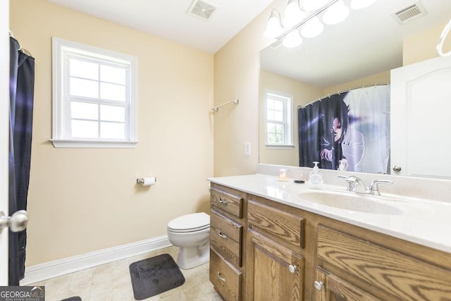 112 Huntwood Ln, Kathleen, GA 31047 - full bathroom with vanity and curtained shower