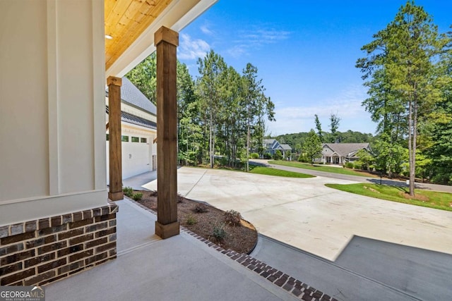 1131 Glen Eagle Dr, Greensboro, GA 30642 - view of patio / terrace with concrete driveway