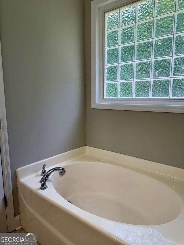 205 Huntington Shoals Dr, Athens, GA 30606 - bathroom with a bath