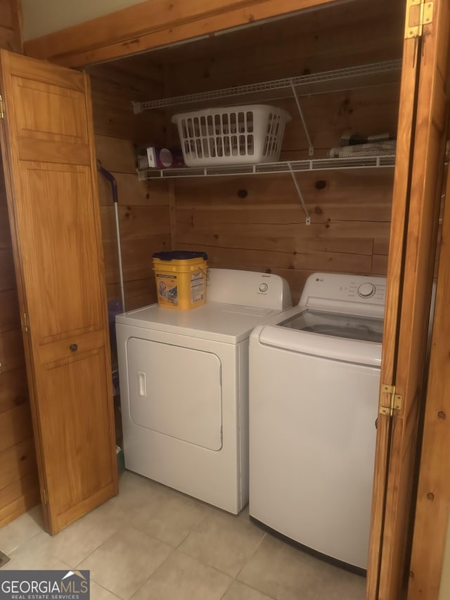 105 Ranch Mountain Ct, Dahlonega, GA 30533 - laundry area featuring independent washer and dryer and light tile patterned flooring