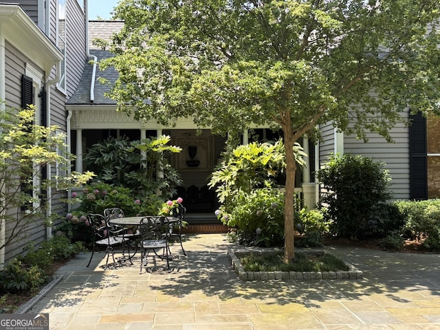 320 E 3rd Ave, Rome, GA 30161 - view of patio with outdoor dining space
