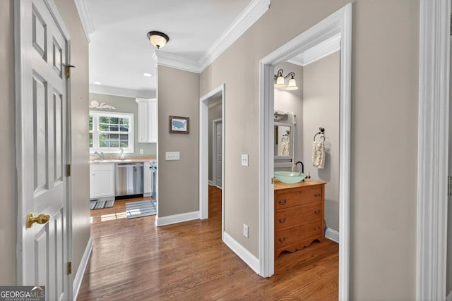 103 W Second St, Greensboro, GA 30642 - hall featuring ornamental molding and wood finished floors