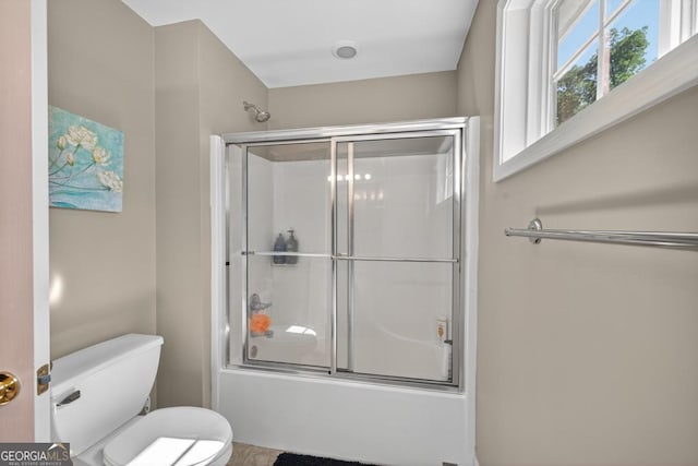 103 W Second St, Greensboro, GA 30642 - full bathroom with toilet and bath / shower combo with glass door