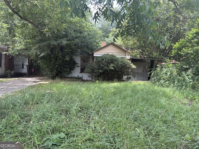 567 Richmond St, Macon, GA 31206 - view of yard