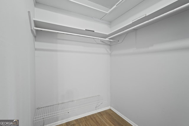 631 Valleybrook Rd, Savannah, GA 31419 - walk in closet featuring wood finished floors